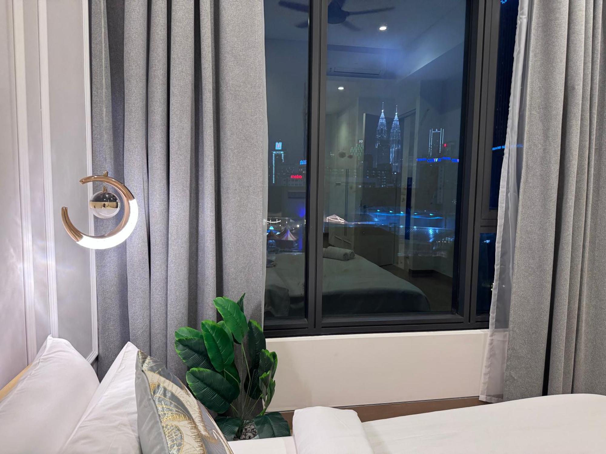 Infinity Pool Suite Bukit Bintang Lalaport Bbcc Kuala Lumpur Exteriér fotografie